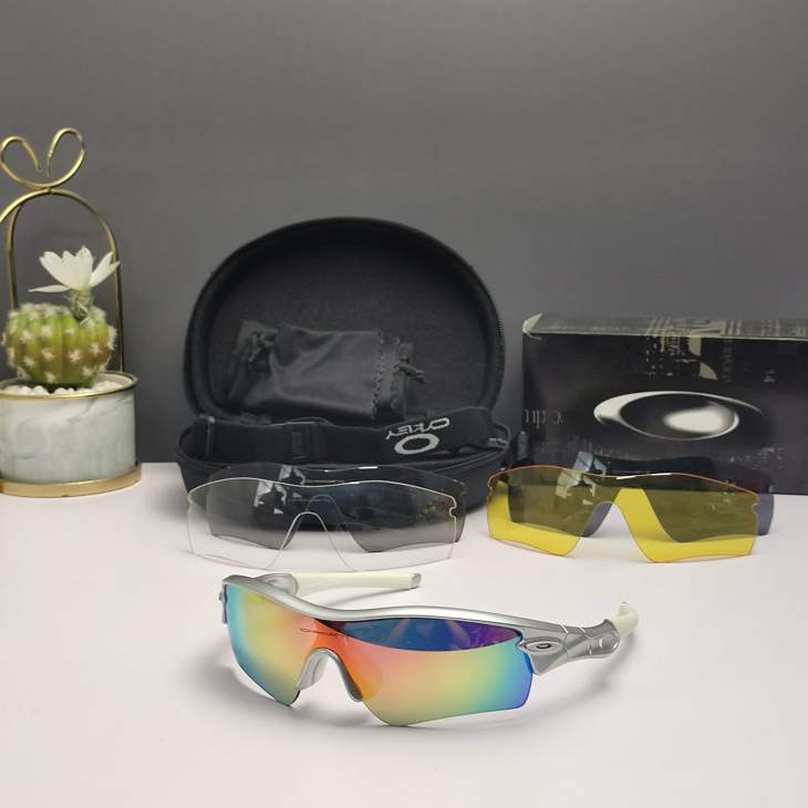 Picture of Oakley Sunglasses _SKUfw66124383fw